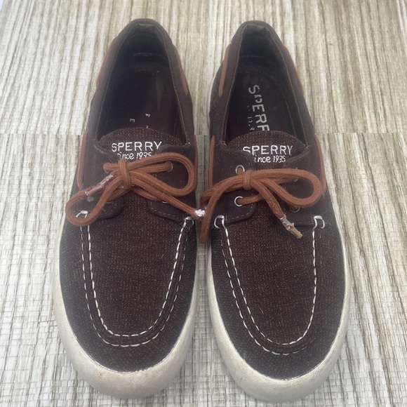 Sperry Boat Shoes - Picture 2 of 7